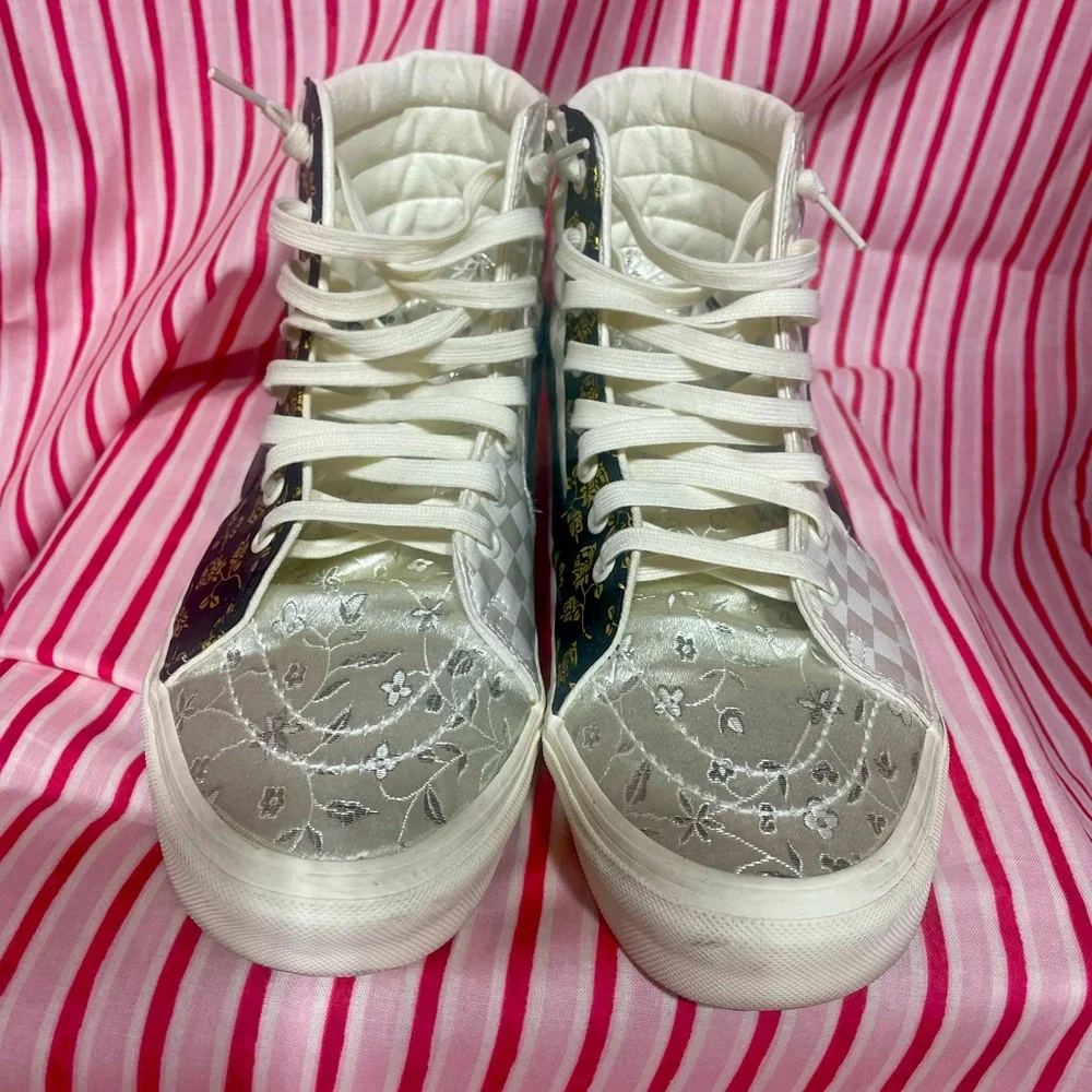 Vans Sk8 Hi Brocade Patchwork High top sneakers size 10 men’s, 11.5 women’s - Picture 2 of 7
